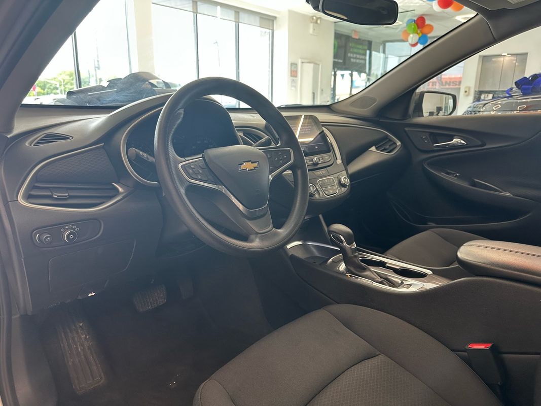 2022 Chevrolet Malibu LT Image 20 of 41