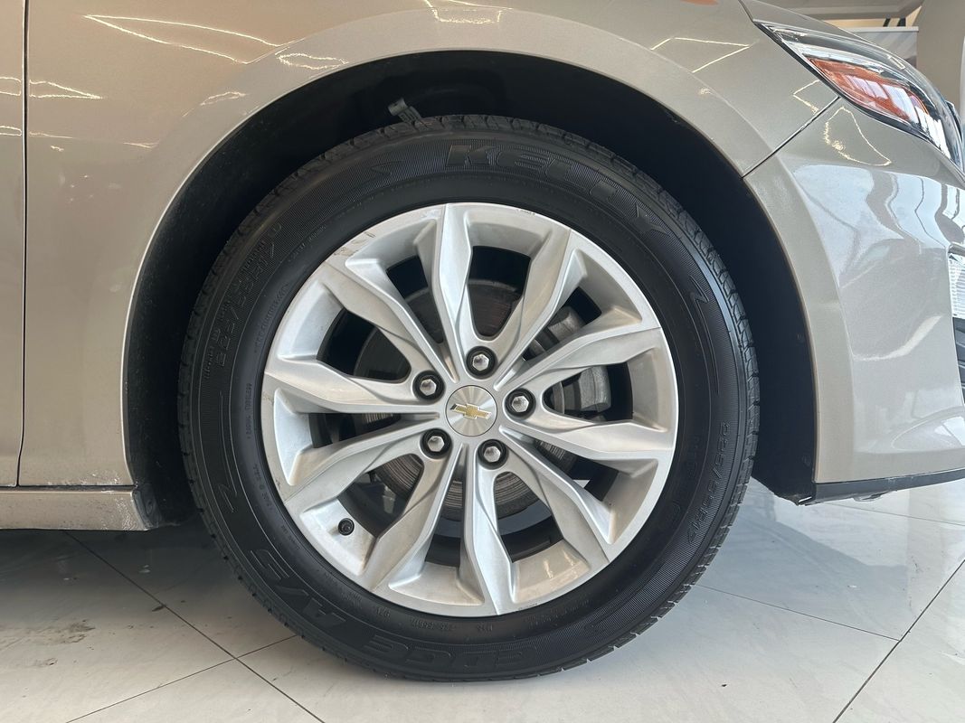 2022 Chevrolet Malibu LT Image 13 of 41