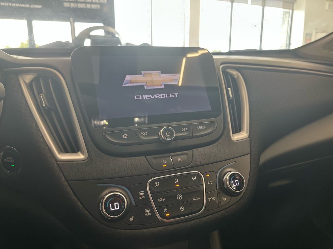 2022 Chevrolet Malibu LT Image 29 of 41