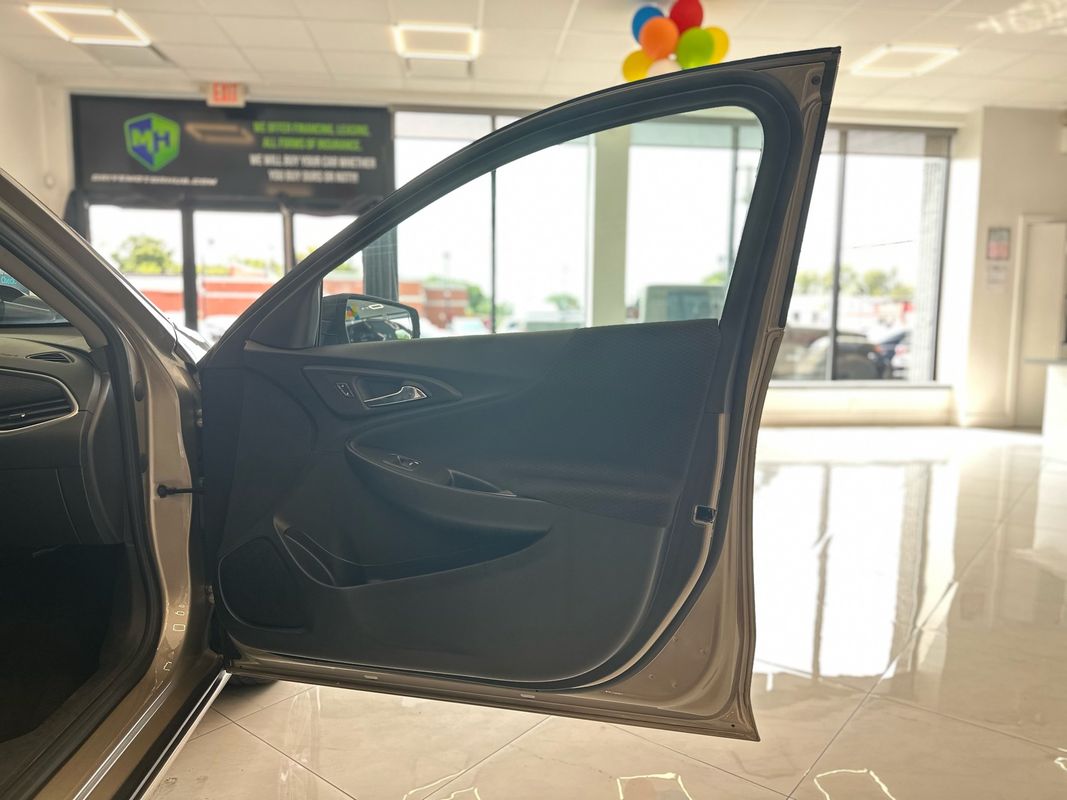 2022 Chevrolet Malibu LT Image 23 of 41