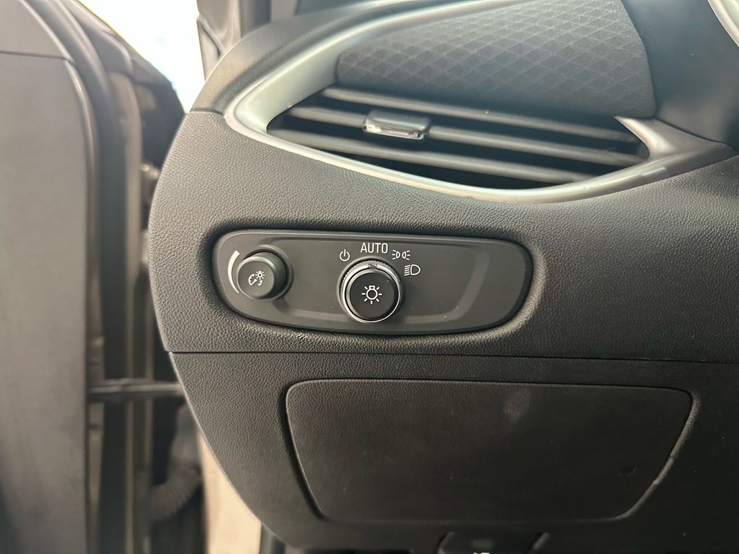 2022 Chevrolet Malibu LT Image 36 of 41