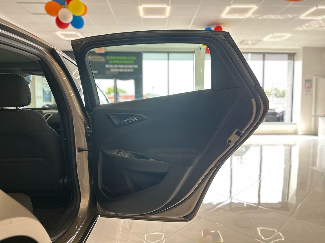 2022 Chevrolet Malibu LT Image 15 of 41