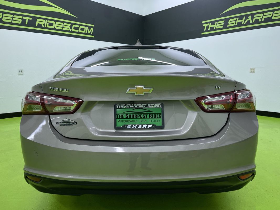 2022 Chevrolet Malibu LT Image 6 of 29