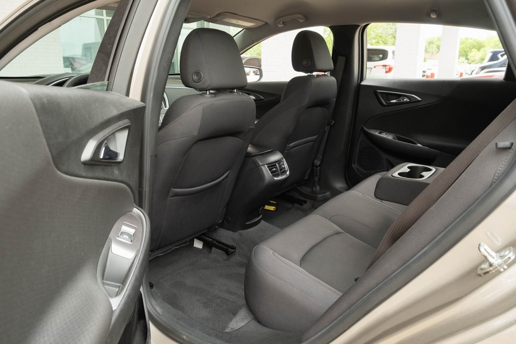 Vehicle image 12 of 36