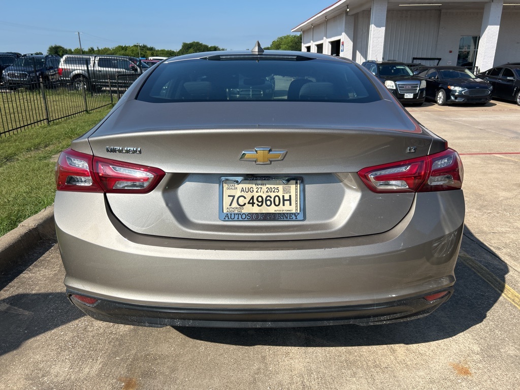 Vehicle image 31 of 36