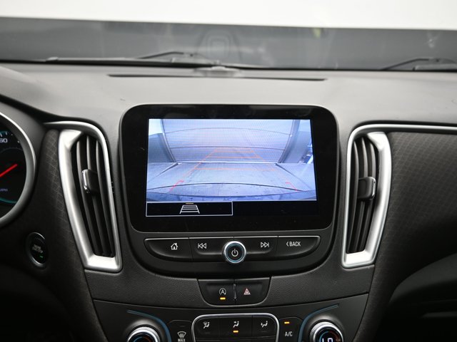 Vehicle image 37 of 46