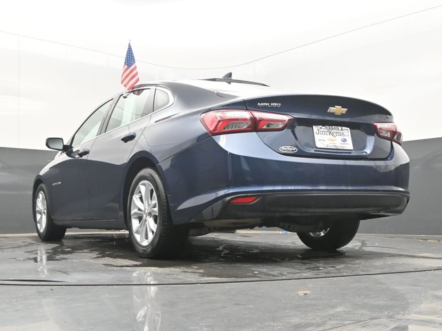 Vehicle image 21 of 46