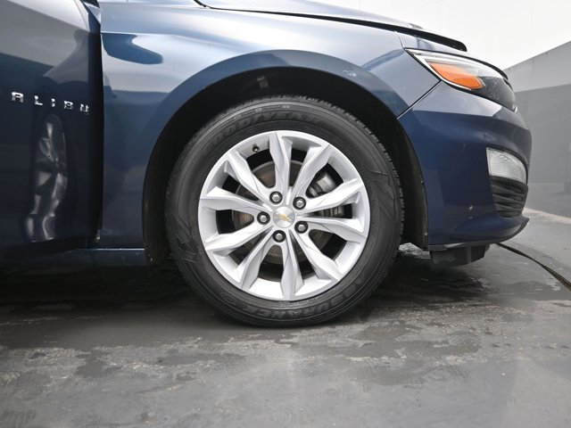 Vehicle image 29 of 46