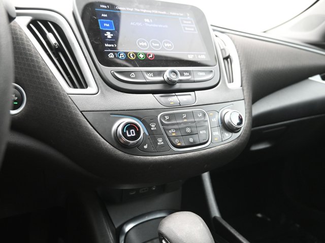 Vehicle image 39 of 46