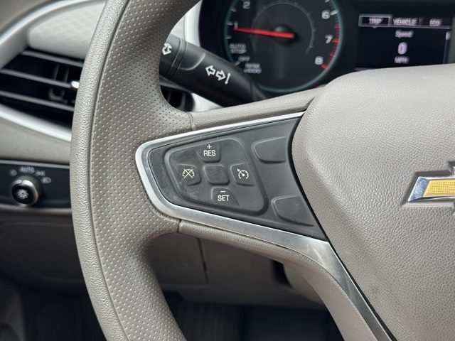 Vehicle image 25 of 32