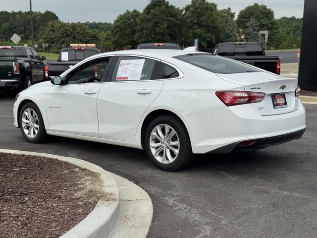 Vehicle image 5 of 32