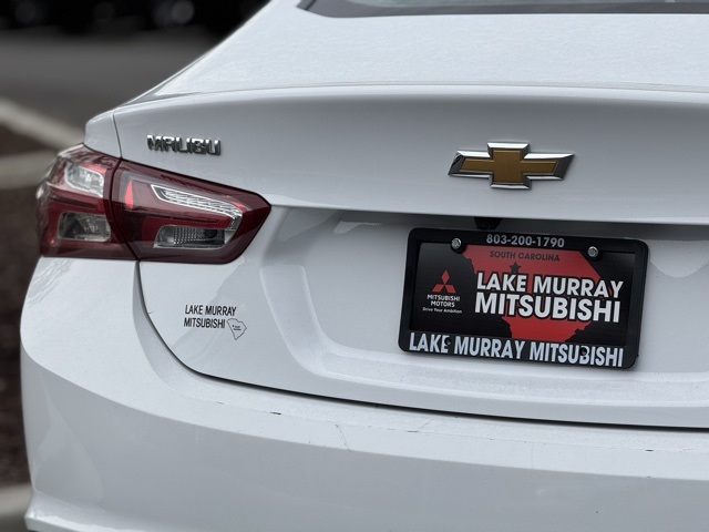 Vehicle image 11 of 32