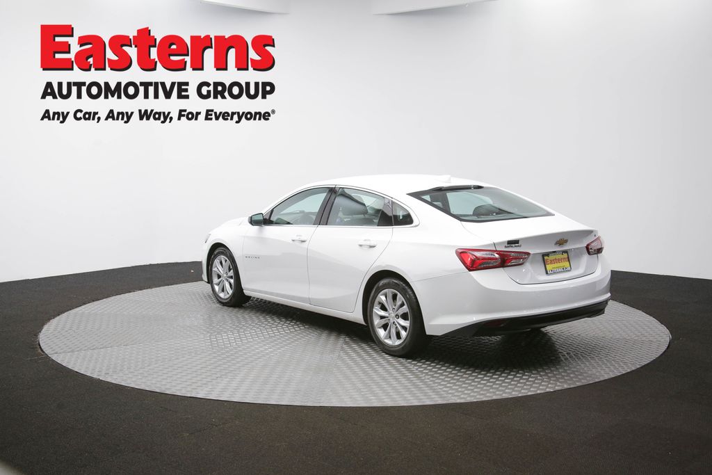 Vehicle image 32 of 61