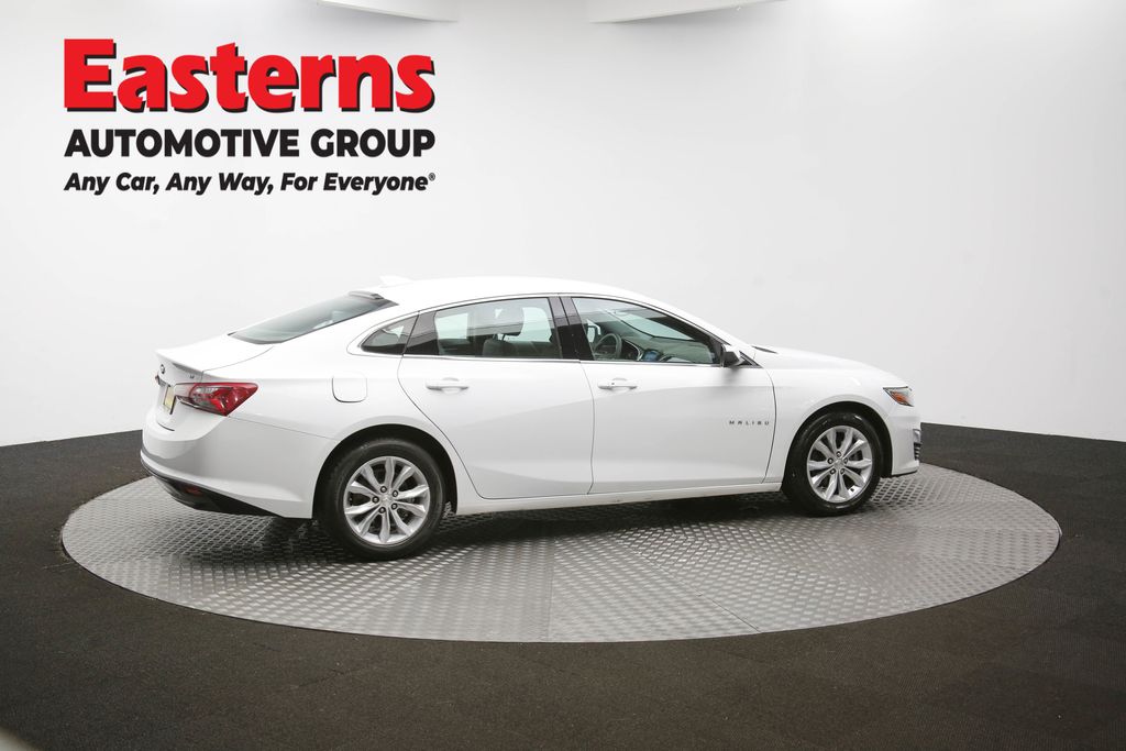 Vehicle image 20 of 61