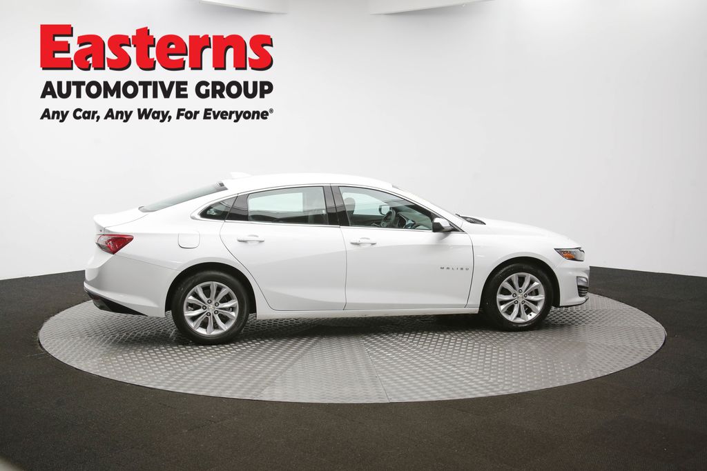 Vehicle image 19 of 61