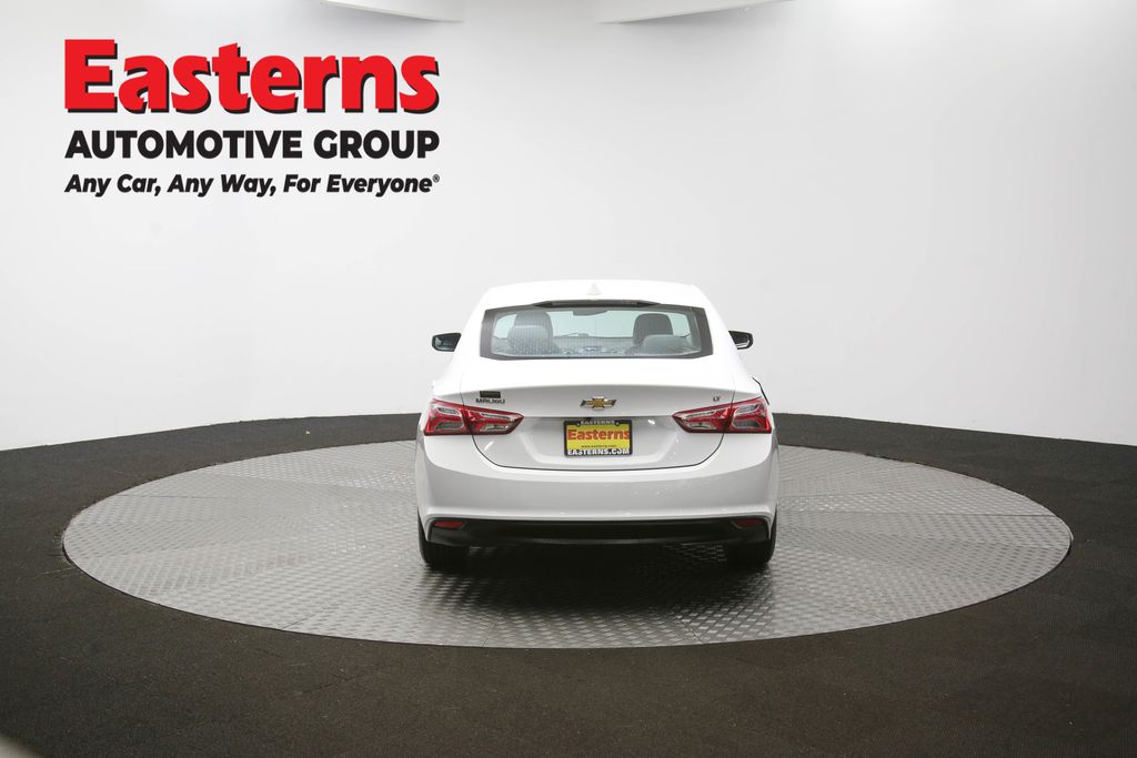 Vehicle image 26 of 61