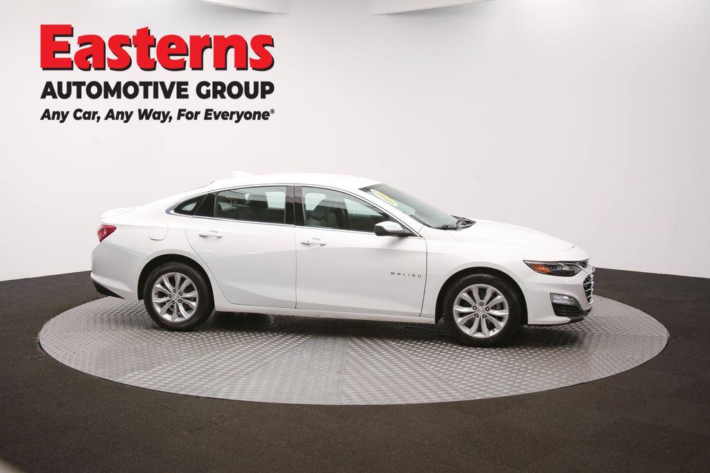 Vehicle image 15 of 61