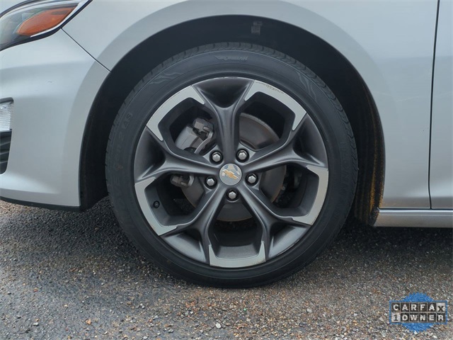 Vehicle image 11 of 32