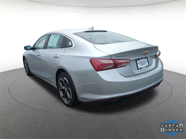 Vehicle image 8 of 32