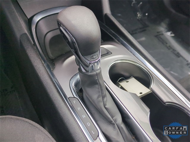 Vehicle image 26 of 32