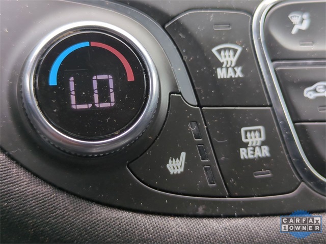 Vehicle image 22 of 32