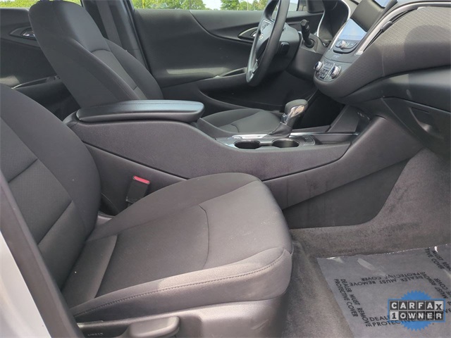 Vehicle image 16 of 32