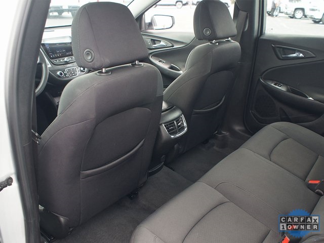 Vehicle image 15 of 28