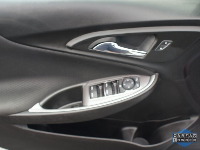Vehicle image 20 of 28