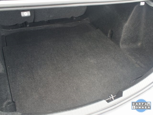 Vehicle image 12 of 28