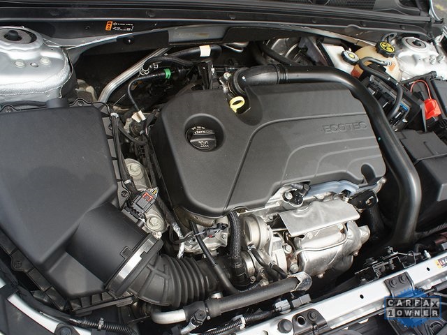 Vehicle image 10 of 28