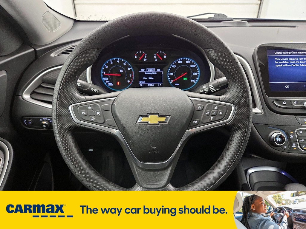 Vehicle image 13 of 27