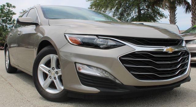 Vehicle image 2 of 21