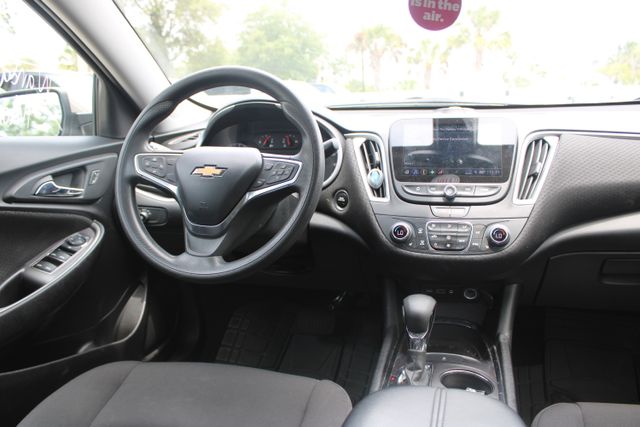 Vehicle image 21 of 21