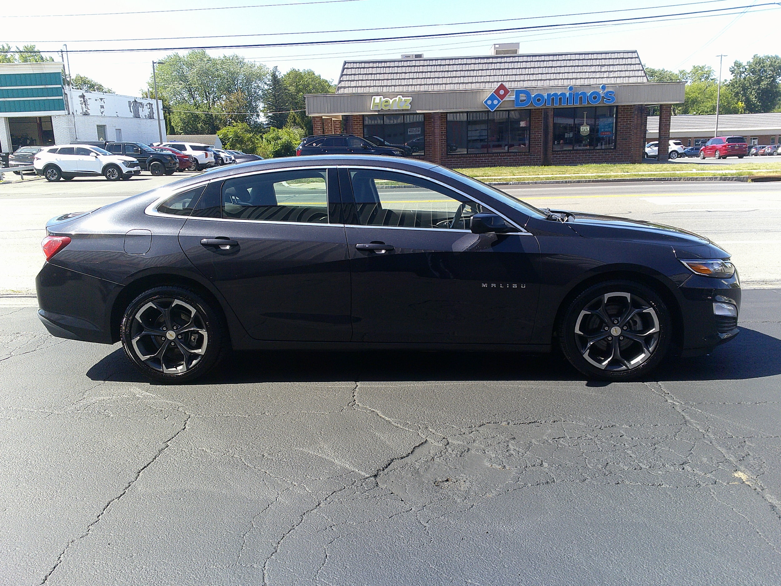 2022 Chevrolet Malibu LT Image 5 of 26