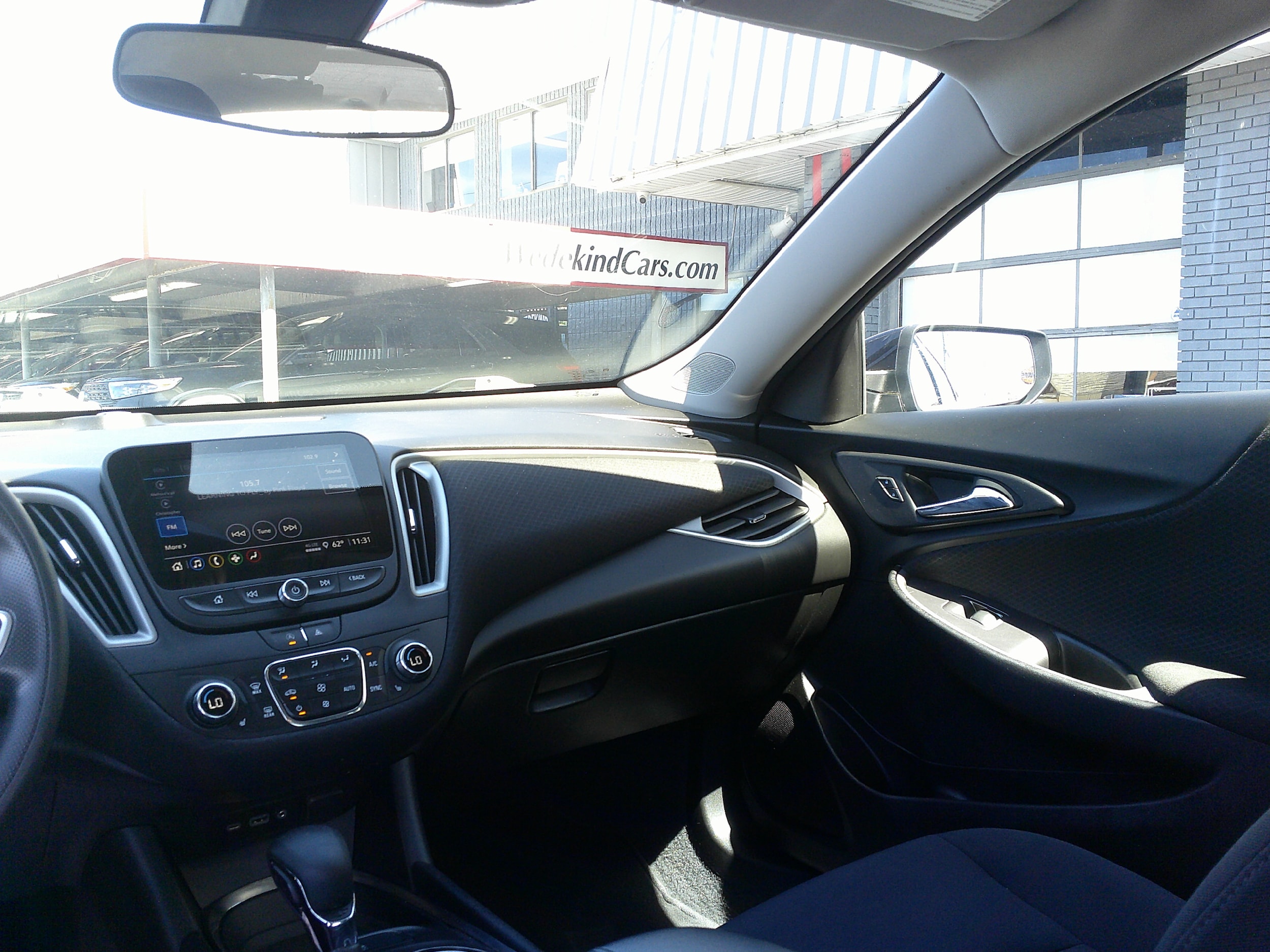 2022 Chevrolet Malibu LT Image 19 of 26