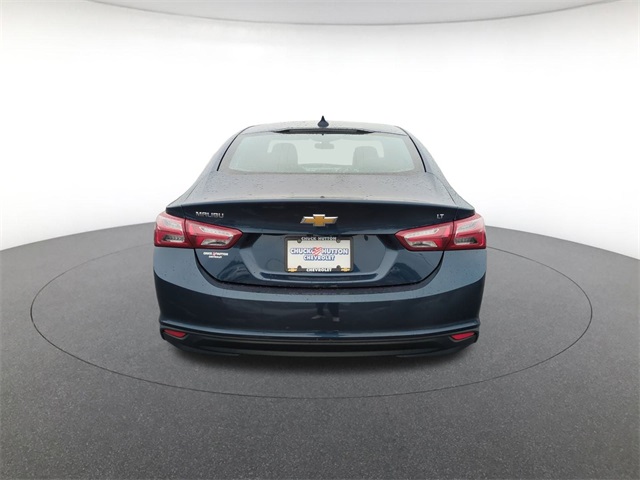 Vehicle image 7 of 32