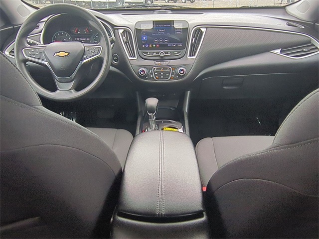 Vehicle image 31 of 32