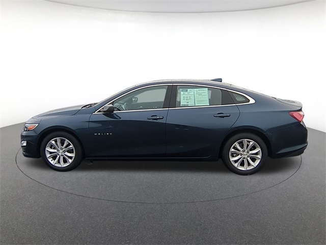 Vehicle image 9 of 32