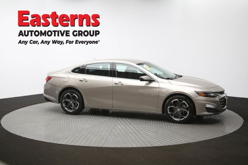 Vehicle image 11 of 61