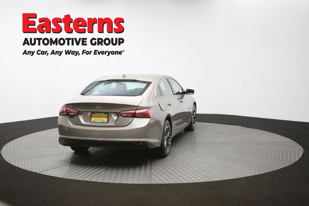 Vehicle image 21 of 61