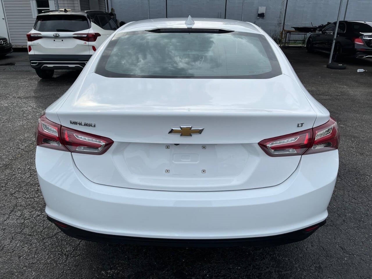 Vehicle image 11 of 45