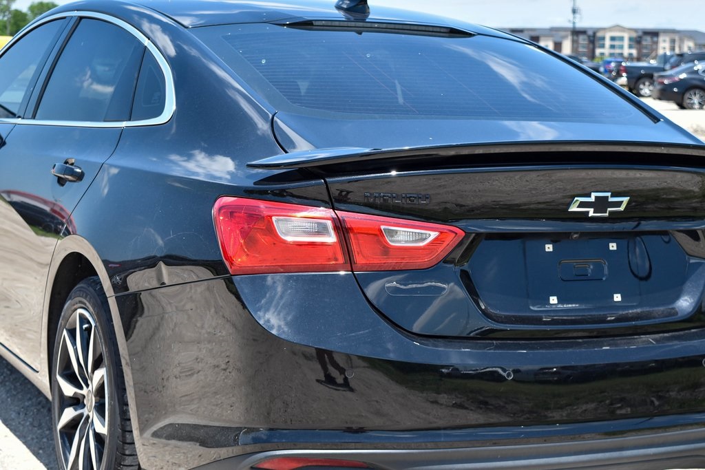 Vehicle image 27 of 38