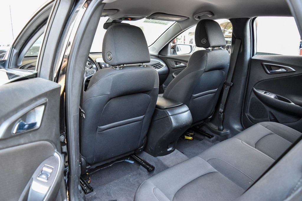 Vehicle image 12 of 38
