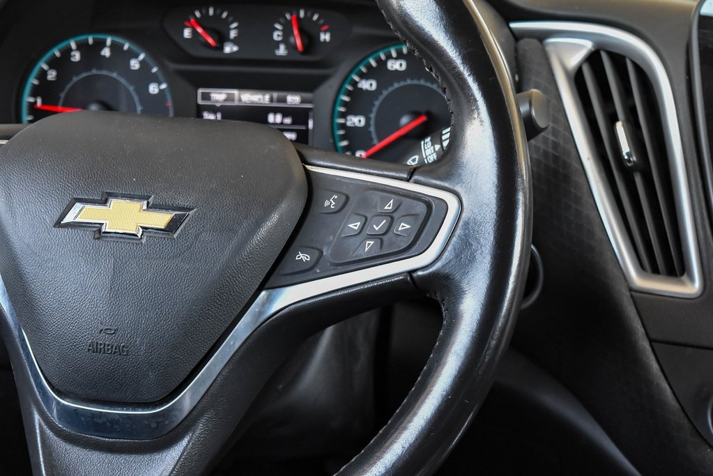 Vehicle image 24 of 38
