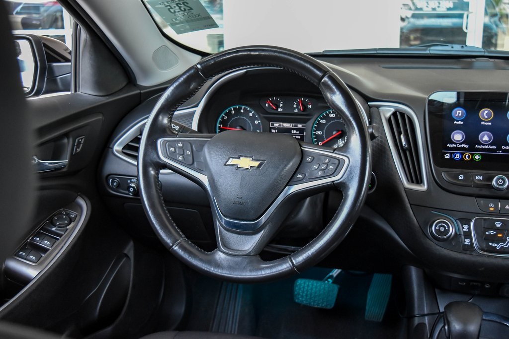 Vehicle image 15 of 38