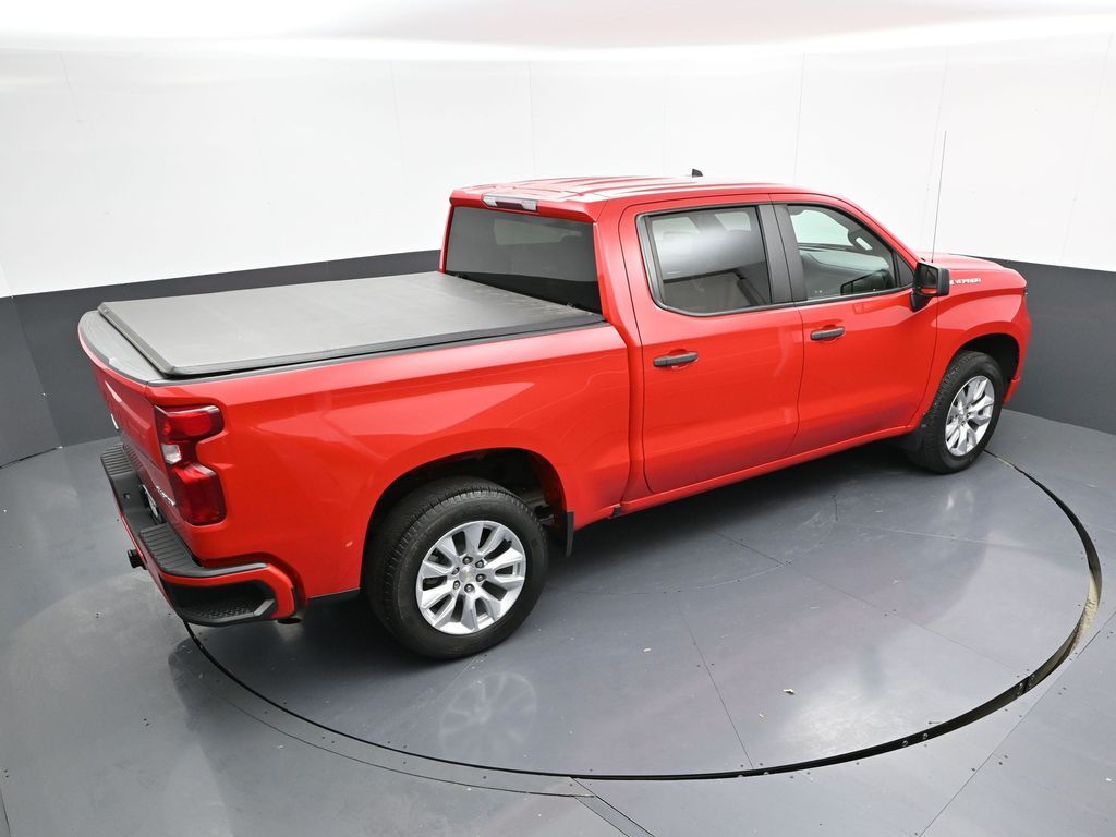 Vehicle image 6 of 32