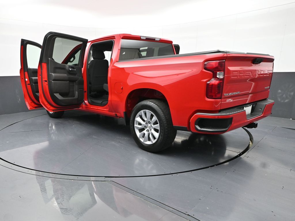 Vehicle image 20 of 32