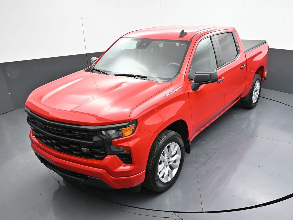 Vehicle image 3 of 32