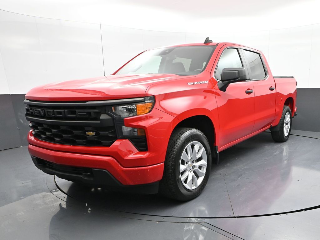 Vehicle image 2 of 32