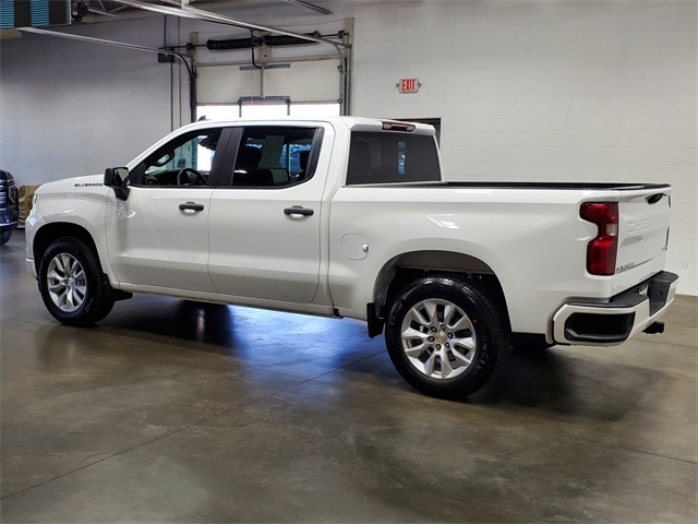 Vehicle image 8 of 30